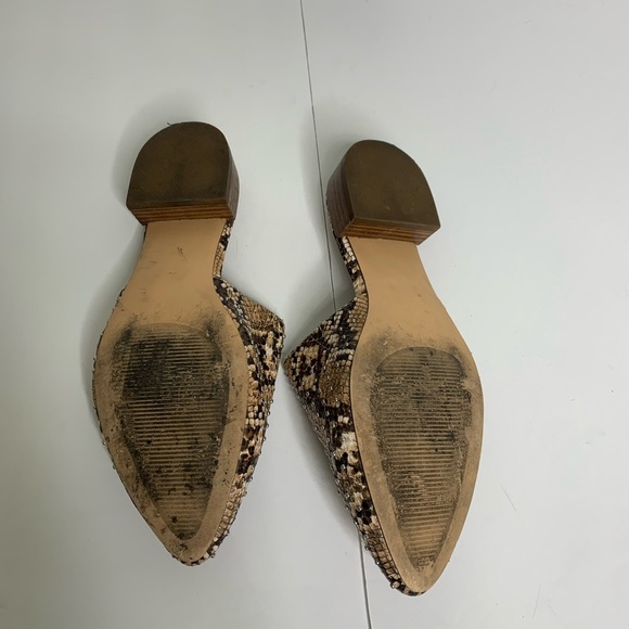 Steve Madden Animal Print Rounded Toe Embossed Slip On Mules Size 6.5 - Picture 8 of 13